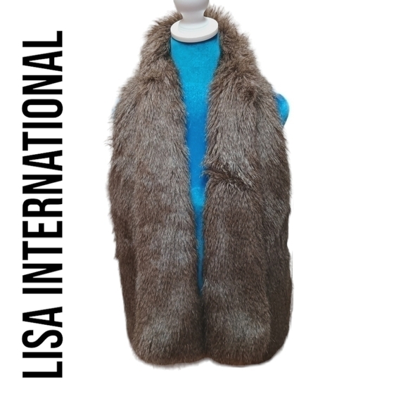 LISA International Faux Fur vest size Medium - Picture 1 of 4